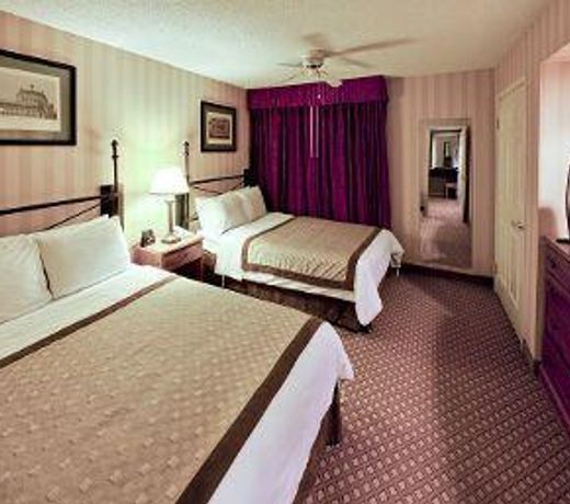 Hawthorn Suites by Wyndham Detroit Warren