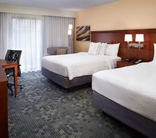 Courtyard by Marriott Detroit Warren