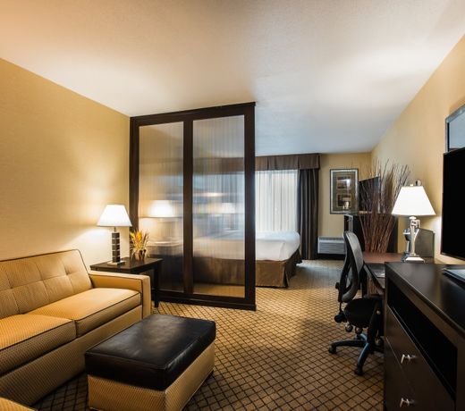 Holiday Inn Hasbrouck Heights-Meadowlands, an IHG Hotel