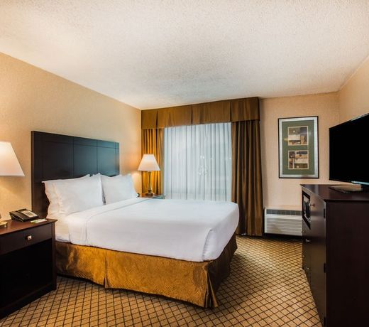 Holiday Inn Hasbrouck Heights-Meadowlands, an IHG Hotel