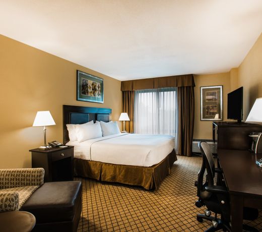 Holiday Inn Hasbrouck Heights-Meadowlands, an IHG Hotel