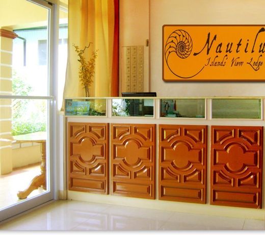Nautilus Islands' View Lodge