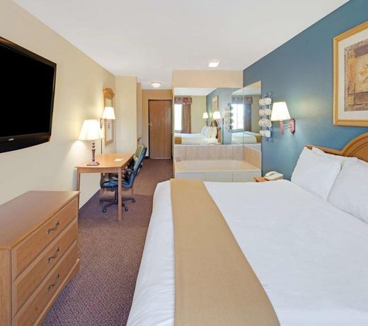 Motel 6-Decatur, TX