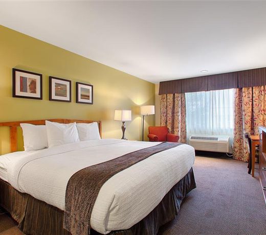 Best Western Rocky Mountain Lodge