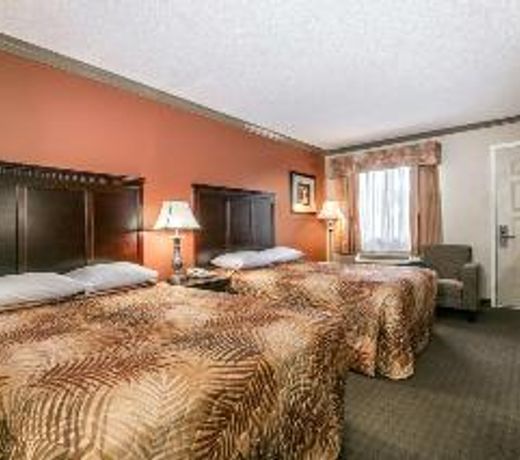 Hill Country Inn & Suites