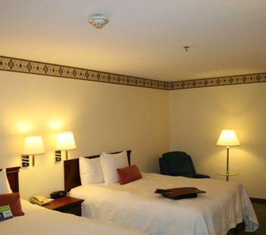Hampton Inn Cornelia