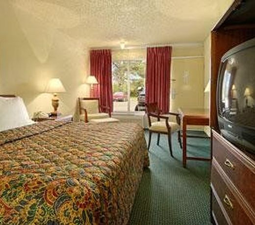 Days Inn by Wyndham Natchez
