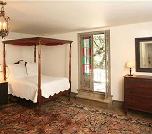 The Elms Bed and Breakfast