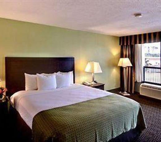 Clarion Inn and Suites Conference Center Covington