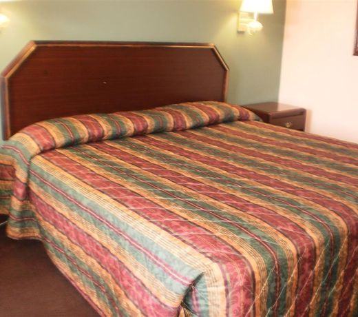Executive Inn & Suites - Covington
