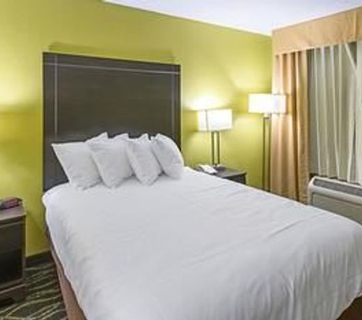 Clarion Inn Columbia Airport