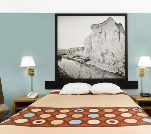 Super 8 by Wyndham Crete