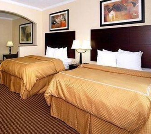 Comfort Suites Baytown I â 10