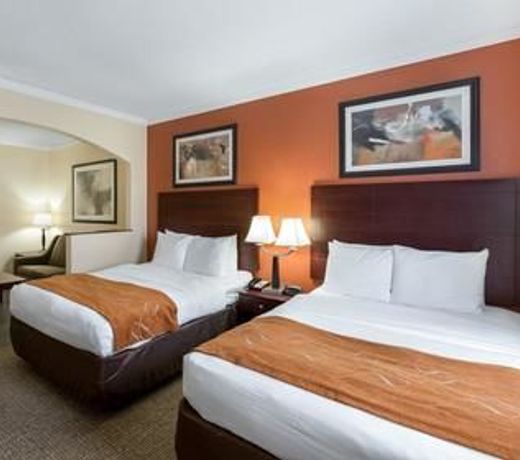 Comfort Suites Baytown I â 10