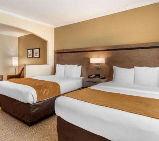 Comfort Suites Baytown I â 10