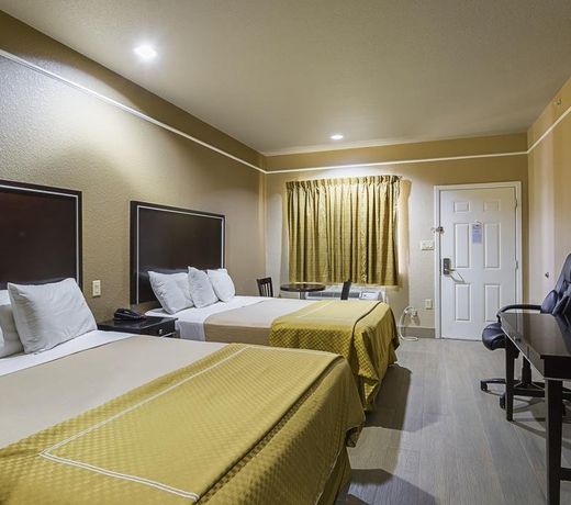 Scottish Inn and Suites Baytown