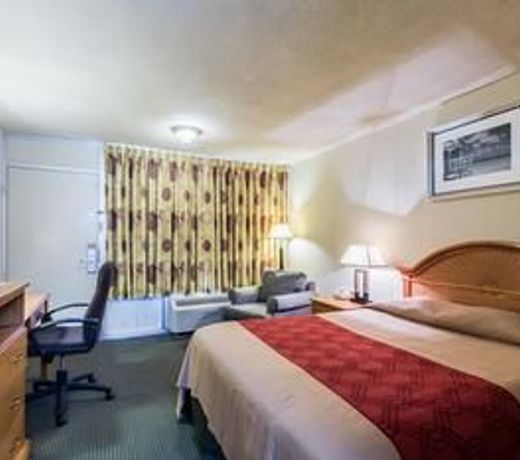 Econo Lodge Baytown