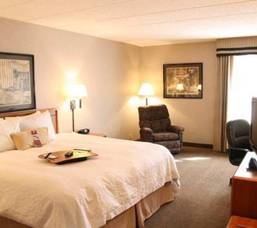 Hampton Inn Columbus/Taylorsville