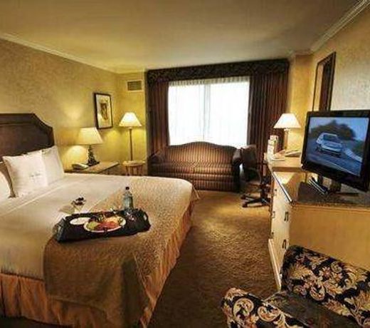 DoubleTree by Hilton Irvine Spectrum