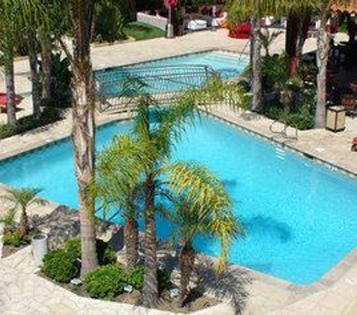 Atrium Hotel Orange County