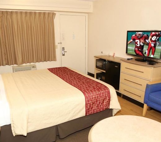 Red Roof Inn Enfield