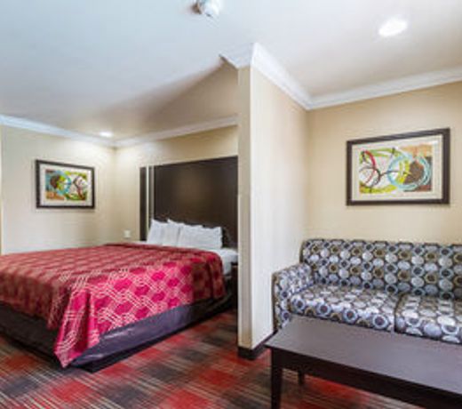 Econo Lodge Inn & Suites Escondido Downtown