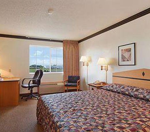 Super 8 by Wyndham Clarinda