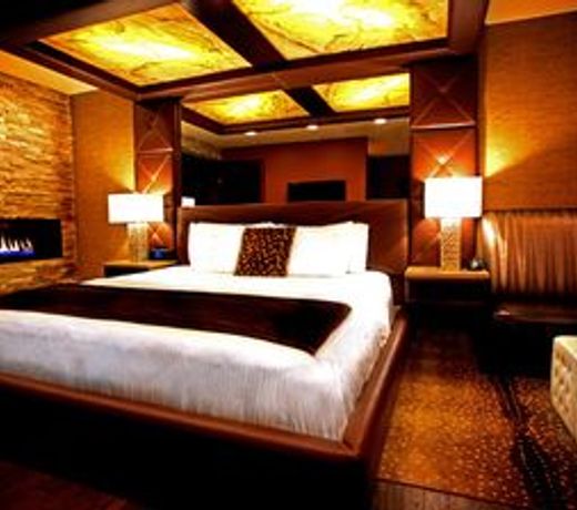 The Champagne Lodge and Luxury Suites
