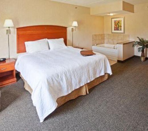 Hampton Inn & Suites Wilmington