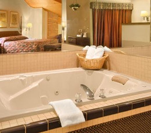 Royalton Inn and Suites Wilmington