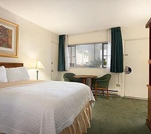 Days Inn by Wyndham Dover