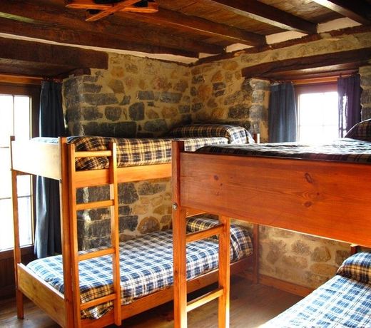 Albergue TurÃ­stico ValdebarÃ³