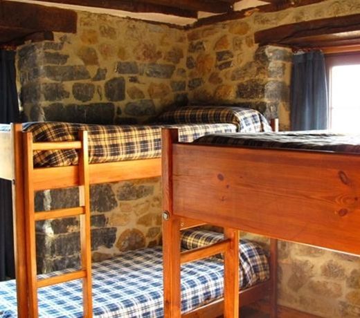 Albergue TurÃ­stico ValdebarÃ³
