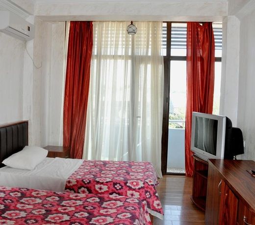 Royal Hotel