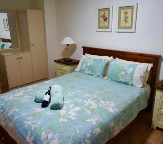 Underground Bed & Breakfast