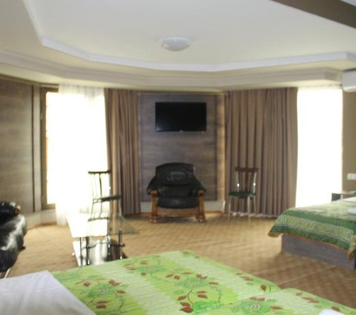 Discovery Hotel