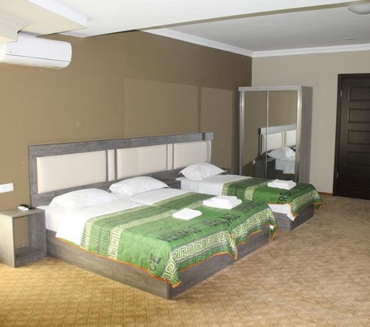 Discovery Hotel