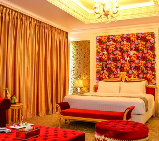 The Grand Kandyan