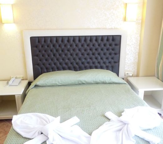 Arinna Park Hotel