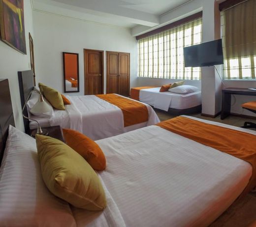 Hotel 721