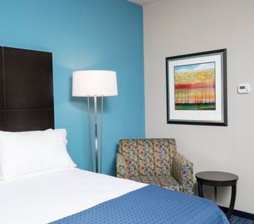 Holiday Inn Indianapolis Airport, an IHG Hotel