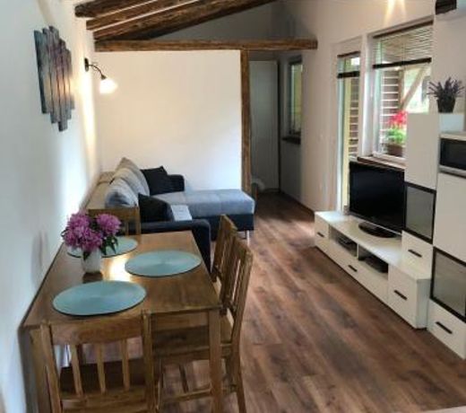 Tulipán Apartman