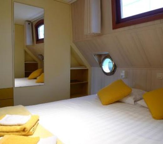 B&B Barge Johanna