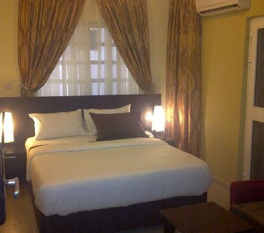 Lakeemsuites Surulere