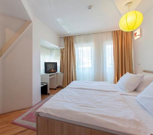Hotel Hayat