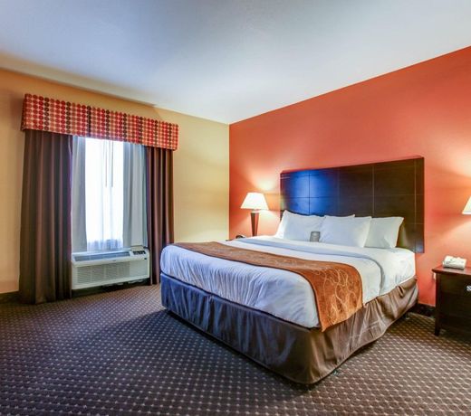 Comfort Suites At Rivergate Mall