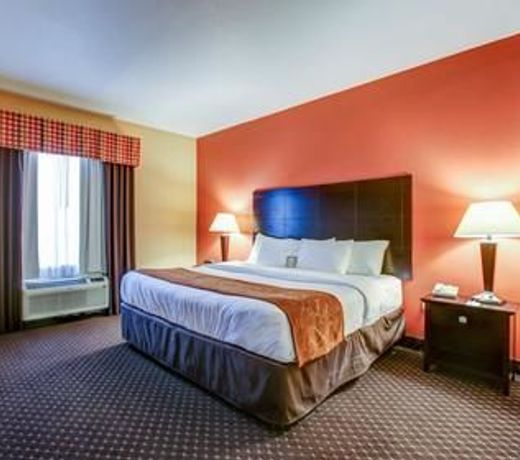 Comfort Suites At Rivergate Mall