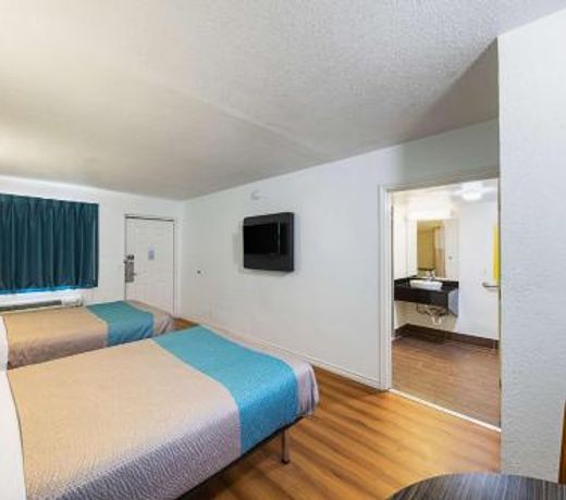 Motel 6-Grand Prairie, TX - Interstate 30