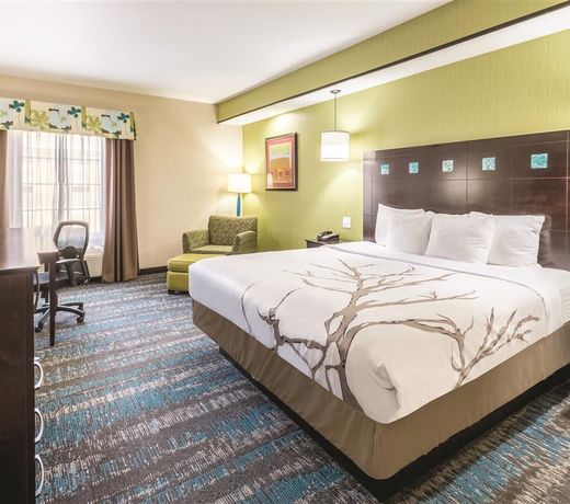 La Quinta by Wyndham Dallas Grand Prairie South