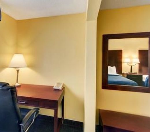 Quality Inn & Suites Grand Prairie
